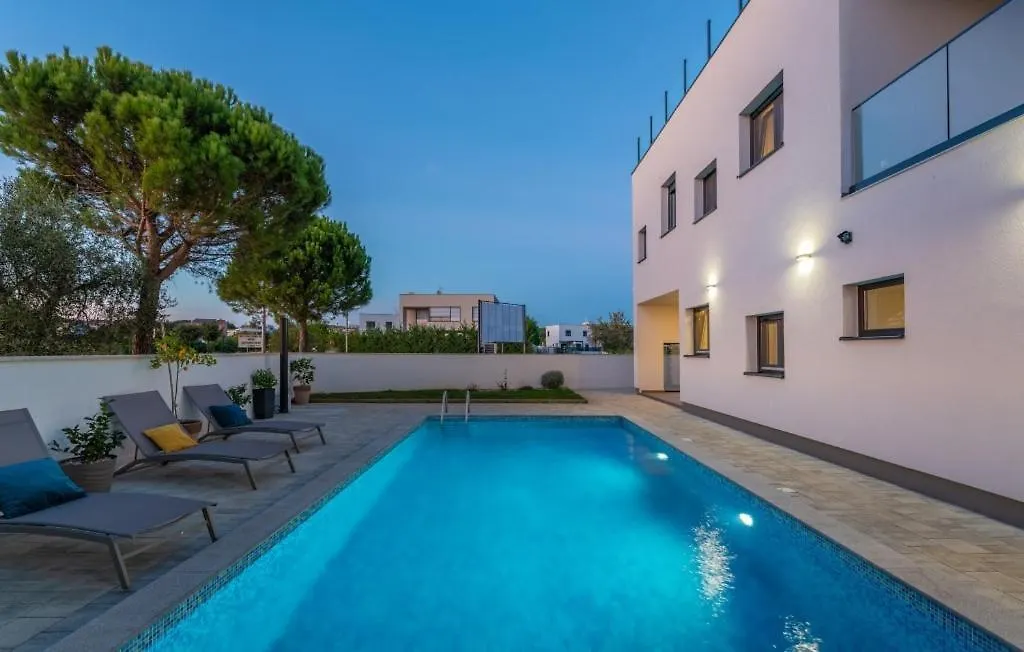 Villa Scala Novigrad